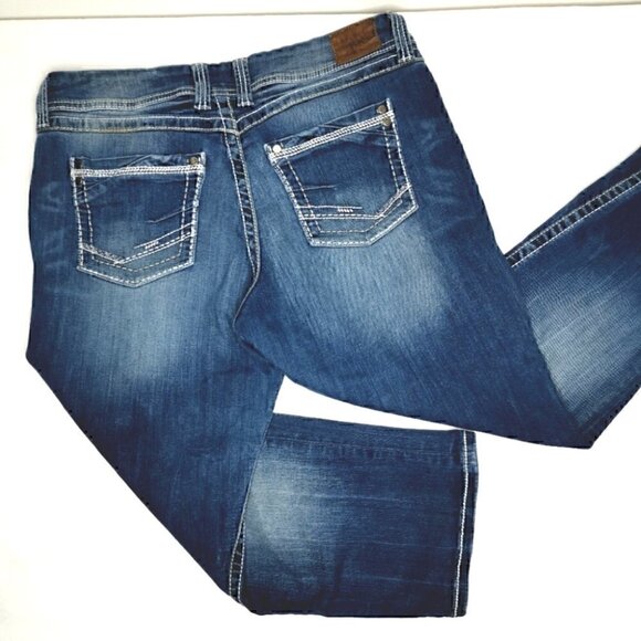 BKE Harper EUC Women's 6 Curvy Embroidered Hand Sanded and  BPL1107 Crop Jeans - Picture 10 of 15